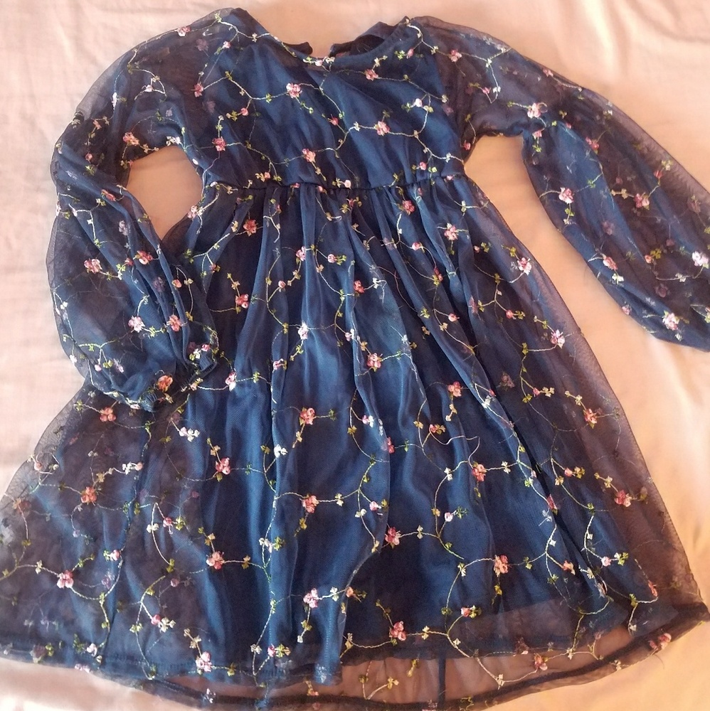 Girls embroidery flower dress